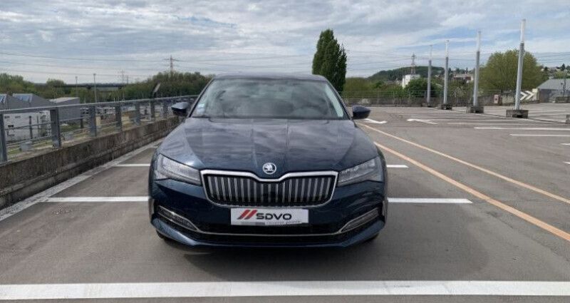 Utilisé 2022 Skoda Superb Business Line Break | 19 990 € (Super prix) - Image 1/3