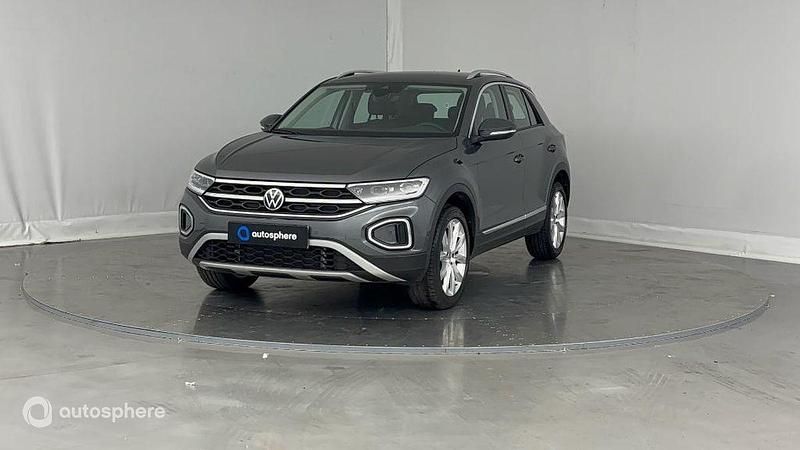 Gris Utilisé 2024 VW T-Roc Style SUV | 31 999 € (Prix assez cher) - Image 1/4