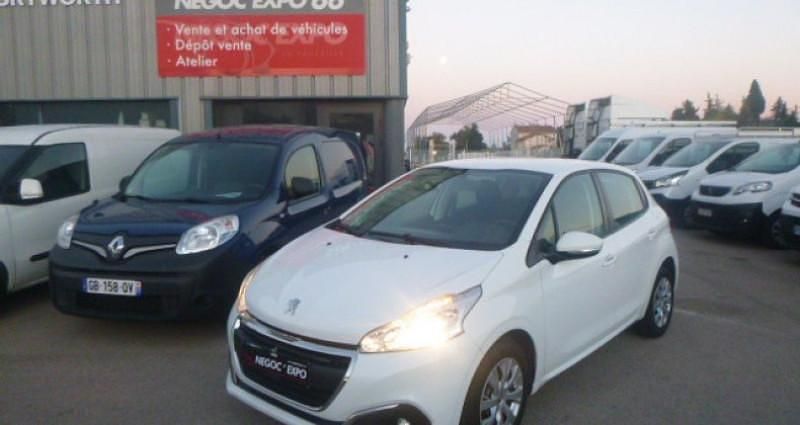 Blanc Utilisé 2019 Peugeot 208 Premium Citadine | 6 990 € (Prix juste) - Image 1/4