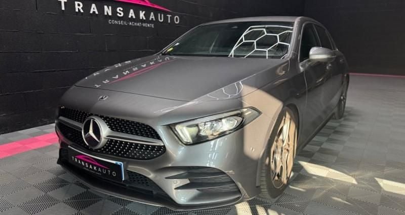 Gris Occasion 2021 Mercedes A180 AMG line Berline | 24 990 € (Prix juste) - Image 1/4