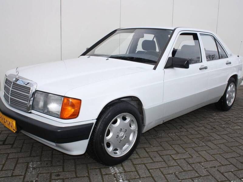 Blanc Utilisé 1989 Mercedes 190 Berline | 6 999 € - Image 1/4