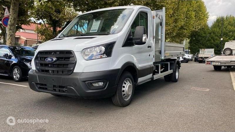 Blanc Nouvelle 2025 Ford Transit Trend Van | 37 999 € (Prix assez cher) - Image 1/4