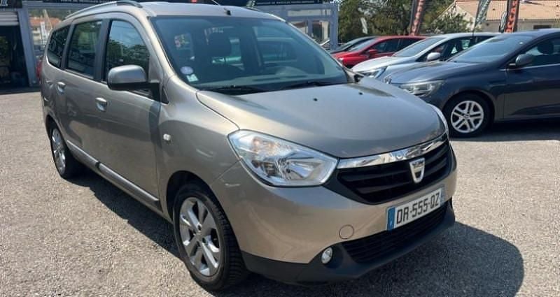 Utilisé 2015 Dacia Lodgy Monospace | 5 990 € (Prix juste) - Image 1/4