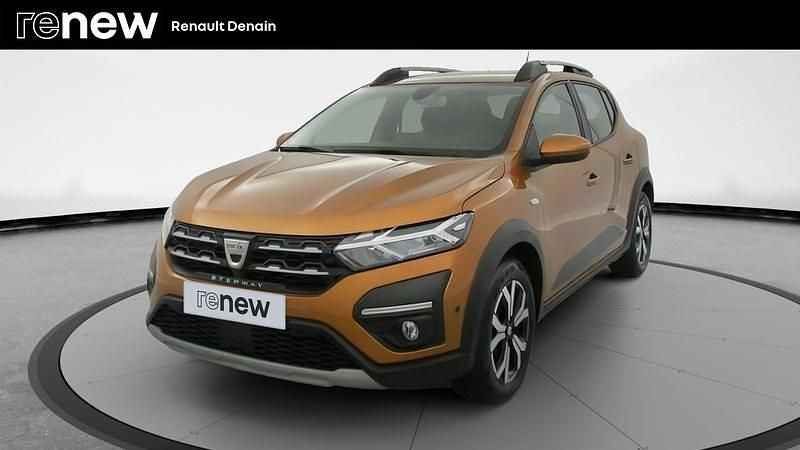 Orange Utilisé 2023 Dacia Sandero Expression Citadine | 14 999 € (Prix juste) - Image 1/4