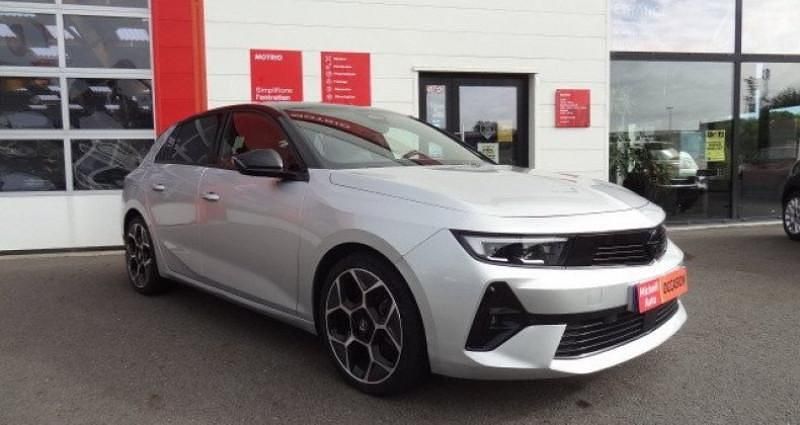 Occasion 2024 Opel Astra Ultimate Berline | 24 500 € (Prix juste) - Image 1/4