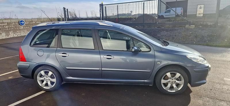Occasion Peugeot 307 Allure 109 ch (80 kW) 2006 Gris Break