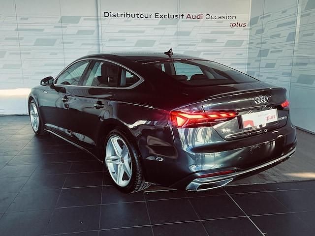 Occasion Audi A5 Sportback Design 150 ch (110 kW) 2022 Gris manhattan métallisé Citadine