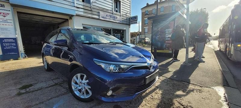 Occasion Toyota Auris Touring Sports 136 ch (100 kW) 2019 Bleu Break