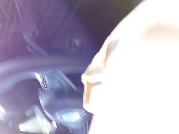 Image 2/4