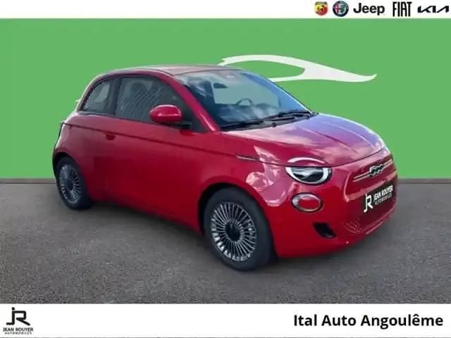 Occasion Fiat 500e 2024 Red by (red) pastel Berline