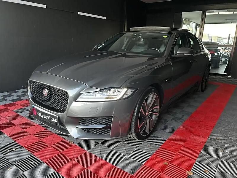 Gris Utilisé 2018 Jaguar XF Berline | 20 290 € (Prix juste) - Image 1/4