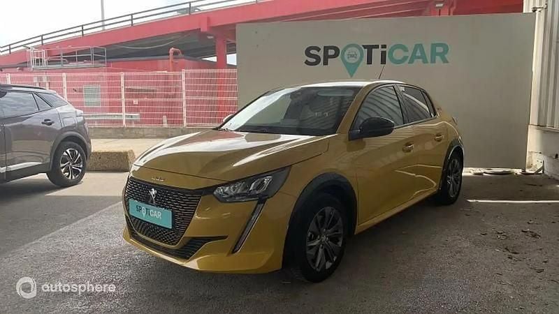 Jaune Utilisé 2022 Peugeot e-208 Allure Citadine | 14 999 € (Bon prix) - Image 1/4