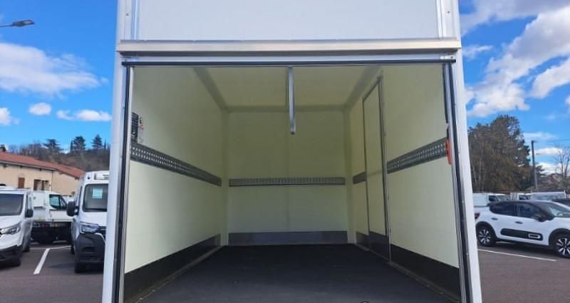 Image 4/4