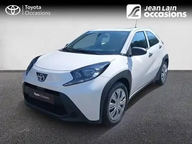 Blanc Utilisé 2023 Toyota Aygo Business Edition Citadine | 14 690 € (Prix juste) - Image 1/4