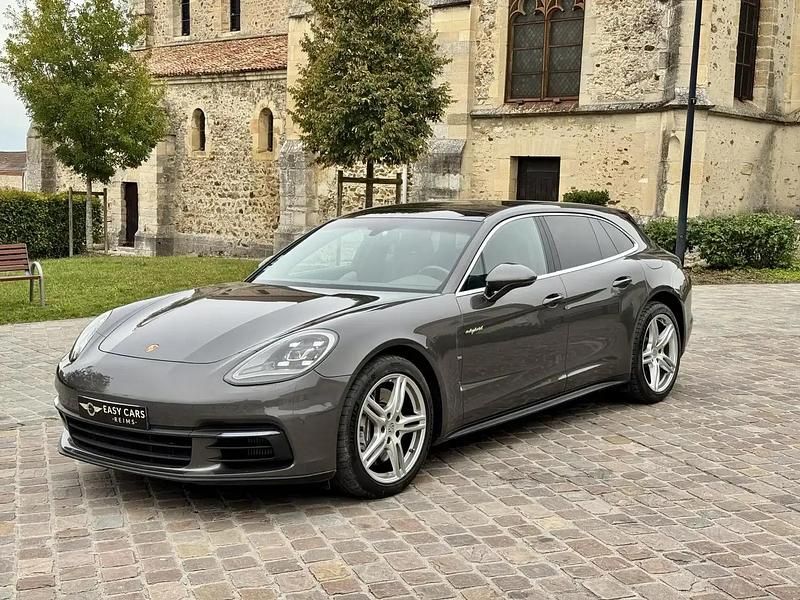Gris Utilisé 2018 Porsche Panamera Sport Turismo Berline | 68 990 € (Bon prix) - Image 1/4