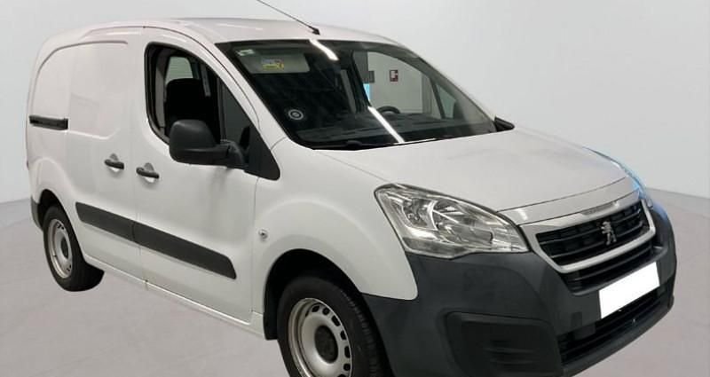 Blanc Utilisé 2018 Peugeot Partner Premium Van | 13 188 € (Bon prix) - Image 1/4