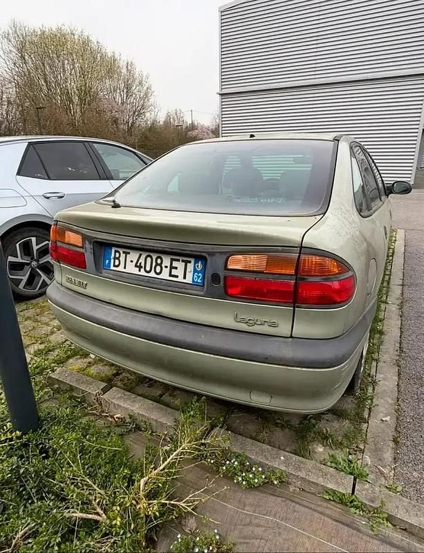 Occasion Renault Laguna 109 ch (80 kW) 2000 Berline