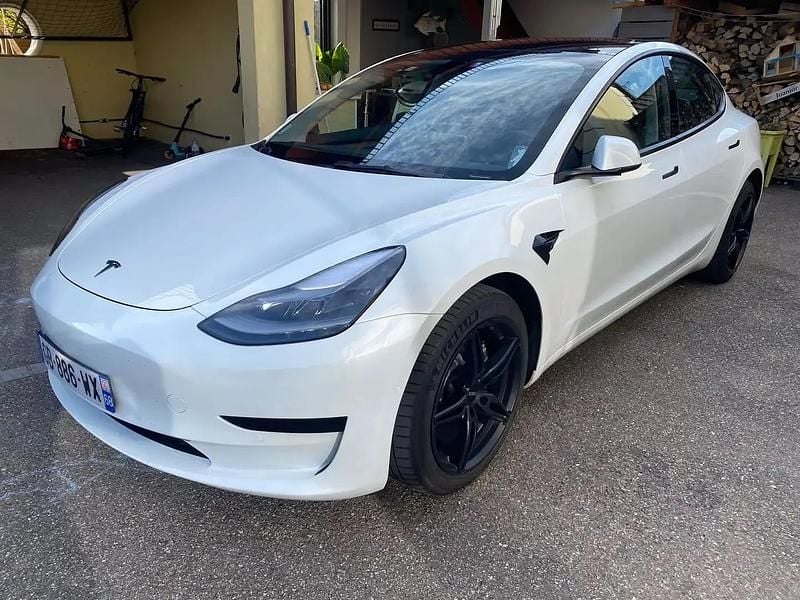 Blanc Occasion 2021 Tesla Model 3 Standard Range Plus Berline | 19 999 € (Super prix) - Image 1/4