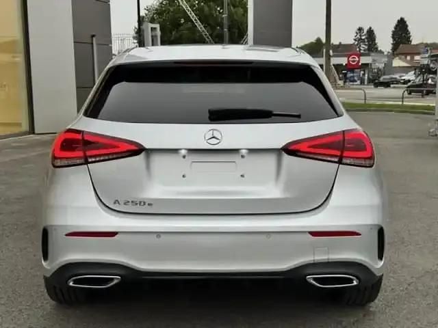 Occasion Mercedes A250 AMG line 2022 Argent iridium métallisé Berline