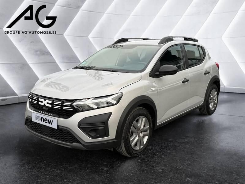 Occasion Dacia Sandero Essentiel 2023 Gris Citadine