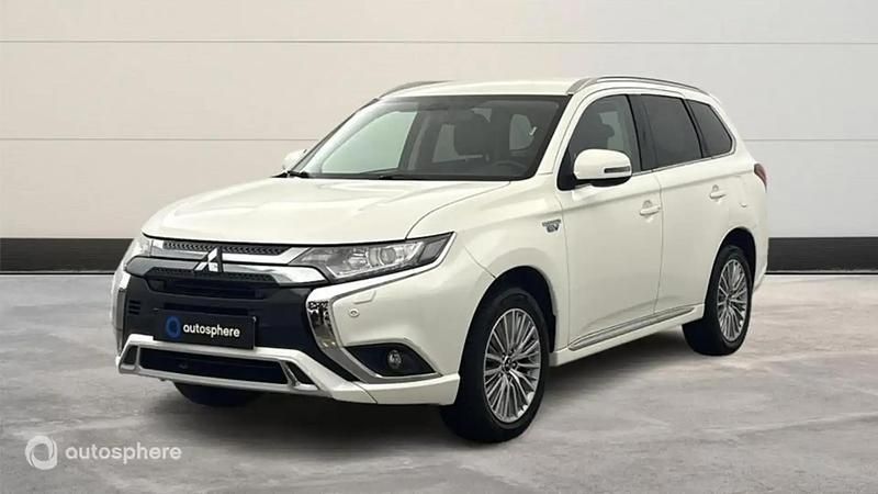 Blanc Utilisé 2018 Mitsubishi Outlander P-HEV SUV | 15 999 € (Prix juste) - Image 1/4