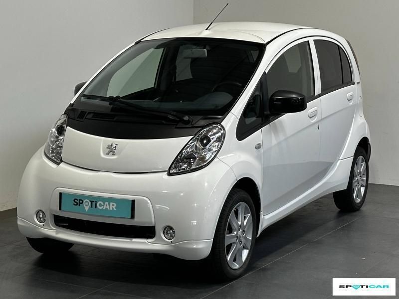 Blanc Utilisé 2017 Peugeot iON Active Citadine | 4 190 € (Bon prix) - Image 1/3