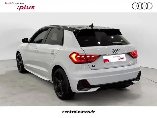 Occasion Audi A1 Sportback S-Line 116 ch (85 kW) 2024 Blanc glacier métallisé Citadine