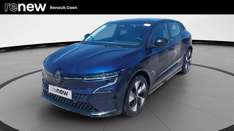Bleu Utilisé 2022 Renault Mégane Equilibre Berline | 19 490 € (Prix juste) - Image 1/4