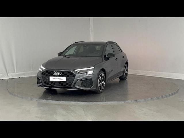 Occasion Audi A3 Sportback e-tron S-Line 150 ch (110 kW) 2021 Gris daytona nacré Citadine