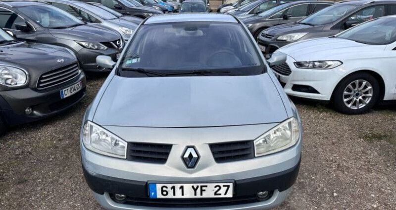 Utilisé 2002 Renault Mégane II Authentique Berline | 2 990 € - Image 1/4