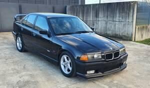 Occasion BMW 318 Efficient Dynamics 140 ch (102 kW) 1994 Noir Berline