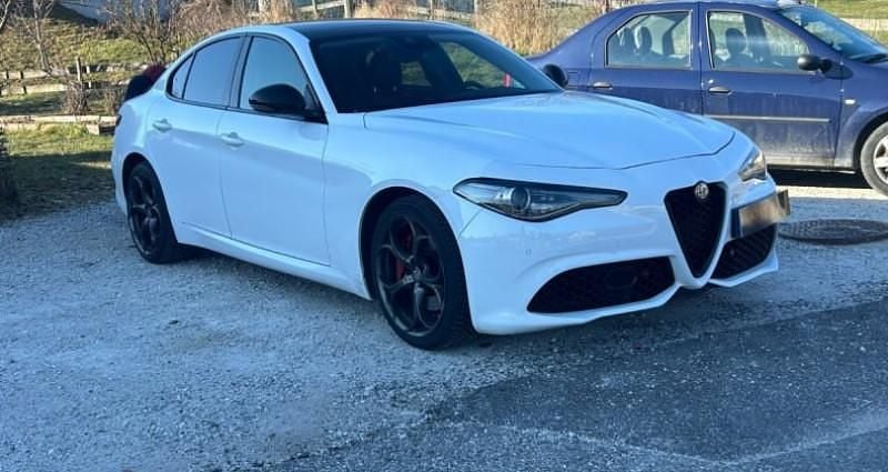 Blanc Occasion 2017 Alfa Romeo Giulia Veloce Berline | 23 990 € (Prix cher) - Image 1/4