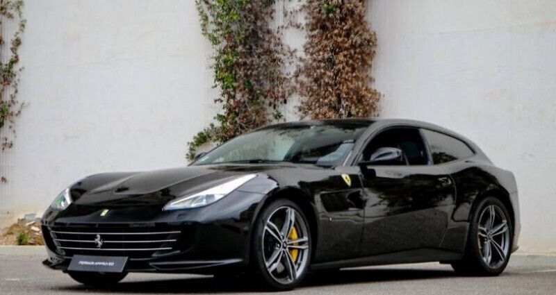 Utilisé 2017 Ferrari GTC4Lusso Coupé | 239 000 € (Super prix) - Image 1/4