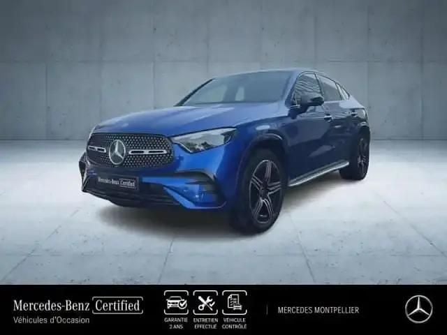 Bleu spectral métallisé Occasion 2023 Mercedes GLC300 AMG line Coupé | 71 990 € - Image 1/4