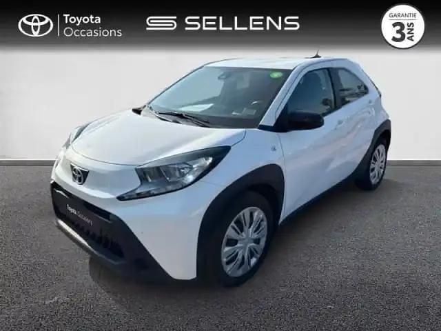 Blanc Utilisé 2022 Toyota Aygo X SUV | 12 880 € - Image 1/4