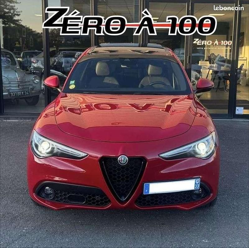 Occasion Alfa Romeo Stelvio Sprint 160 ch (117 kW) 2022 Rouge SUV