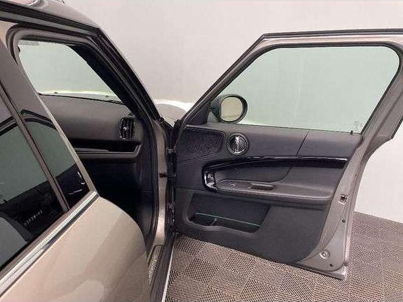 Utilisé 2019 Mini Cooper Countryman SUV | 21 990 € (Bon prix) - Image 1/1