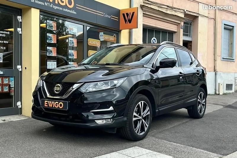Noir Utilisé 2019 Nissan Qashqai N-Connecta SUV | 12 990 € (Bon prix) - Image 1/4