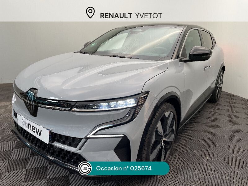 Gris Utilisé 2023 Renault Mégane Techno Berline | 29 490 € (Prix assez cher) - Image 1/4