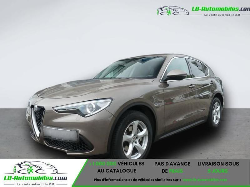 Utilisé 2017 Alfa Romeo Stelvio SUV | 29 100 € (Prix juste) - Image 1/4