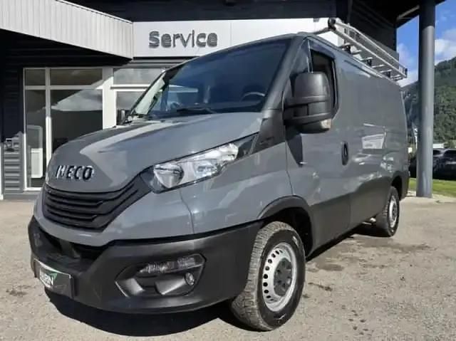 Gris Occasion 2022 Iveco Daily Berline | 29 490 € - Image 1/4
