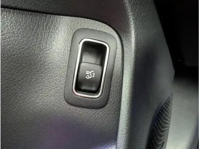 Occasion Mercedes CLA180 Shooting Brake 136 ch (100 kW) 2024 Gris montagne métallisé Break