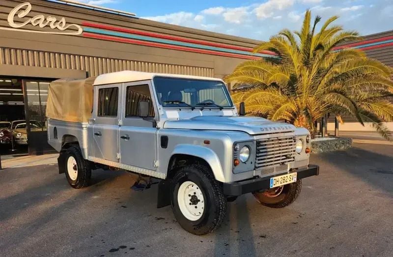 Gris Utilisé 2013 Land Rover Defender SUV | 39 900 € - Image 1/4