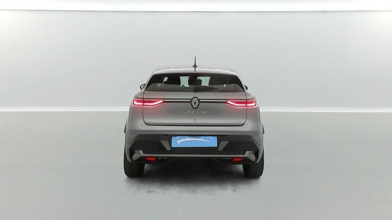 Image 4/4