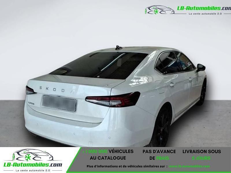 Utilisé 2024 Skoda Superb Berline | 39 500 € (Prix assez cher) - Image 1/3