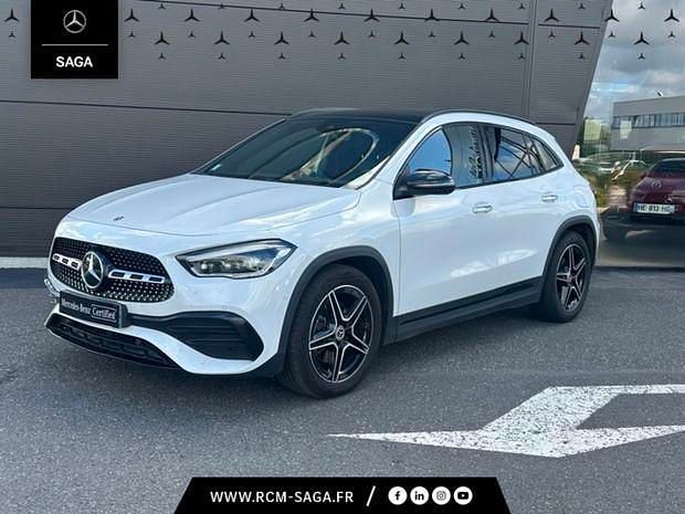 Blanc Utilisé 2023 Mercedes GLA200 AMG line SUV | 41 500 € (Prix juste) - Image 1/4