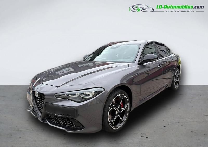 Utilisé 2024 Alfa Romeo Giulia Berline | 39 500 € (Prix juste) - Image 1/4