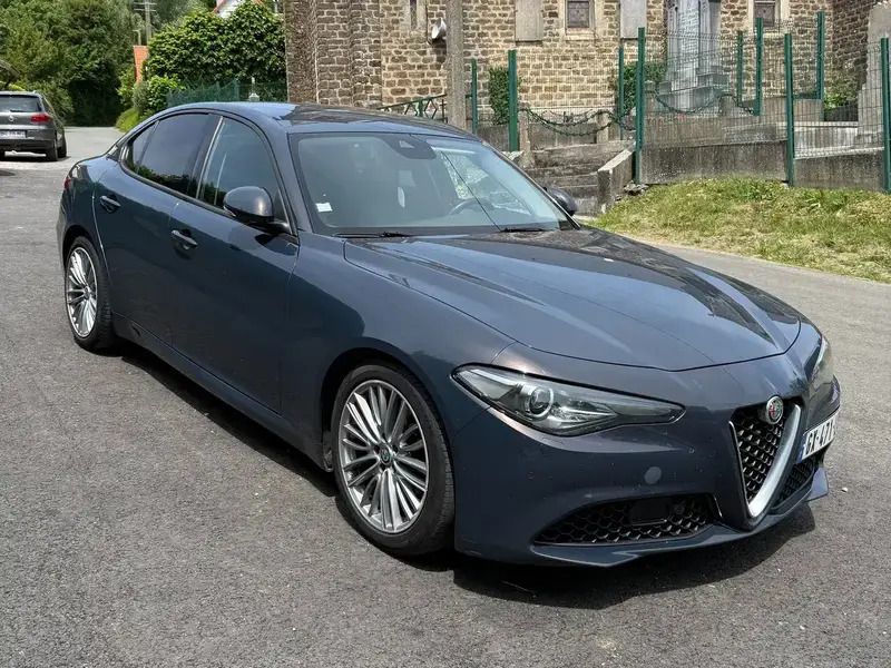Utilisé 2016 Alfa Romeo Giulia Business Berline | 9 900 € - Image 1/4