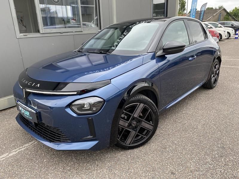 Bleu Occasion 2024 Lancia Ypsilon Citadine | 24 990 € (Super prix) - Image 1/4