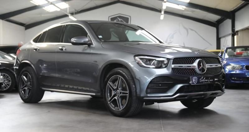 Gris Utilisé 2020 Mercedes GLC300e AMG line Coupé | 47 490 € (Prix cher) - Image 1/4